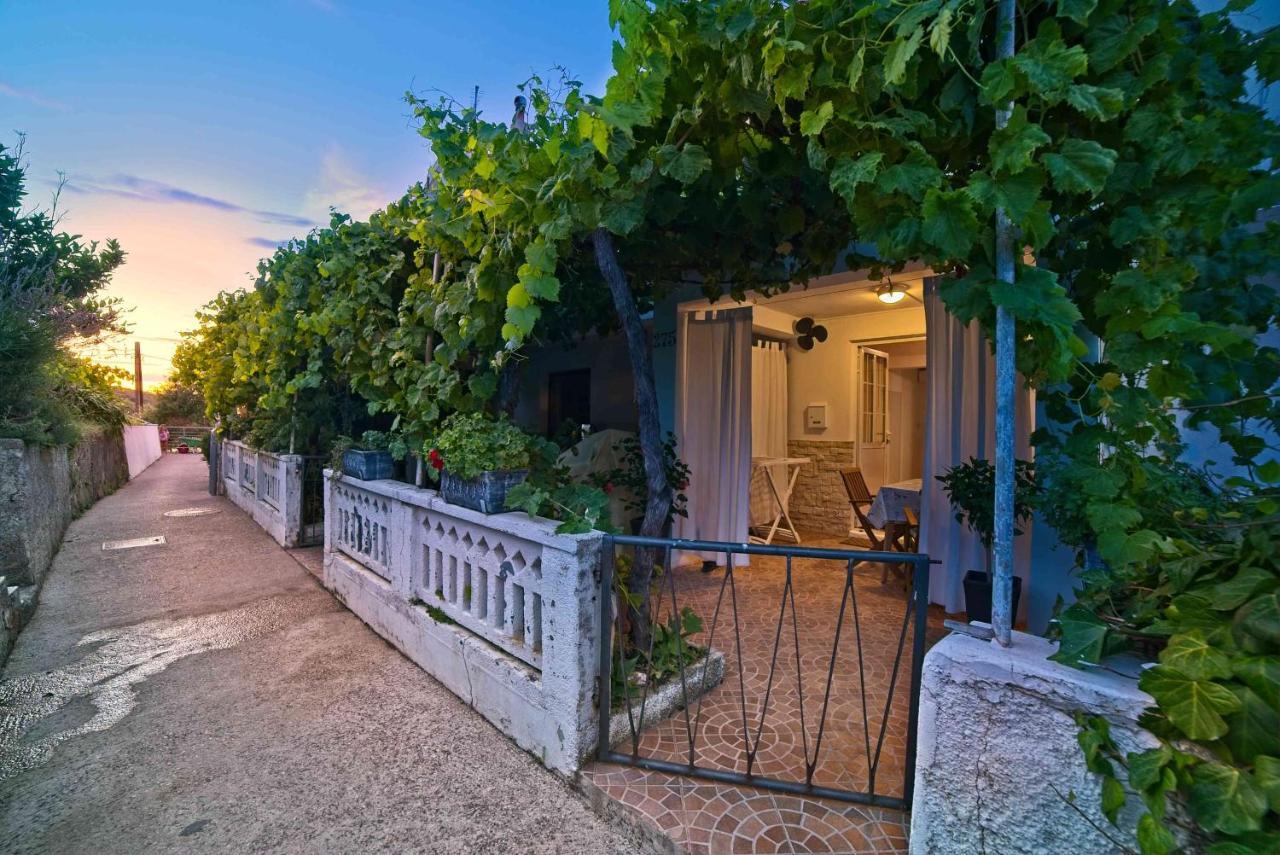 Beach Villa Ema Supetarska Draga Εξωτερικό φωτογραφία