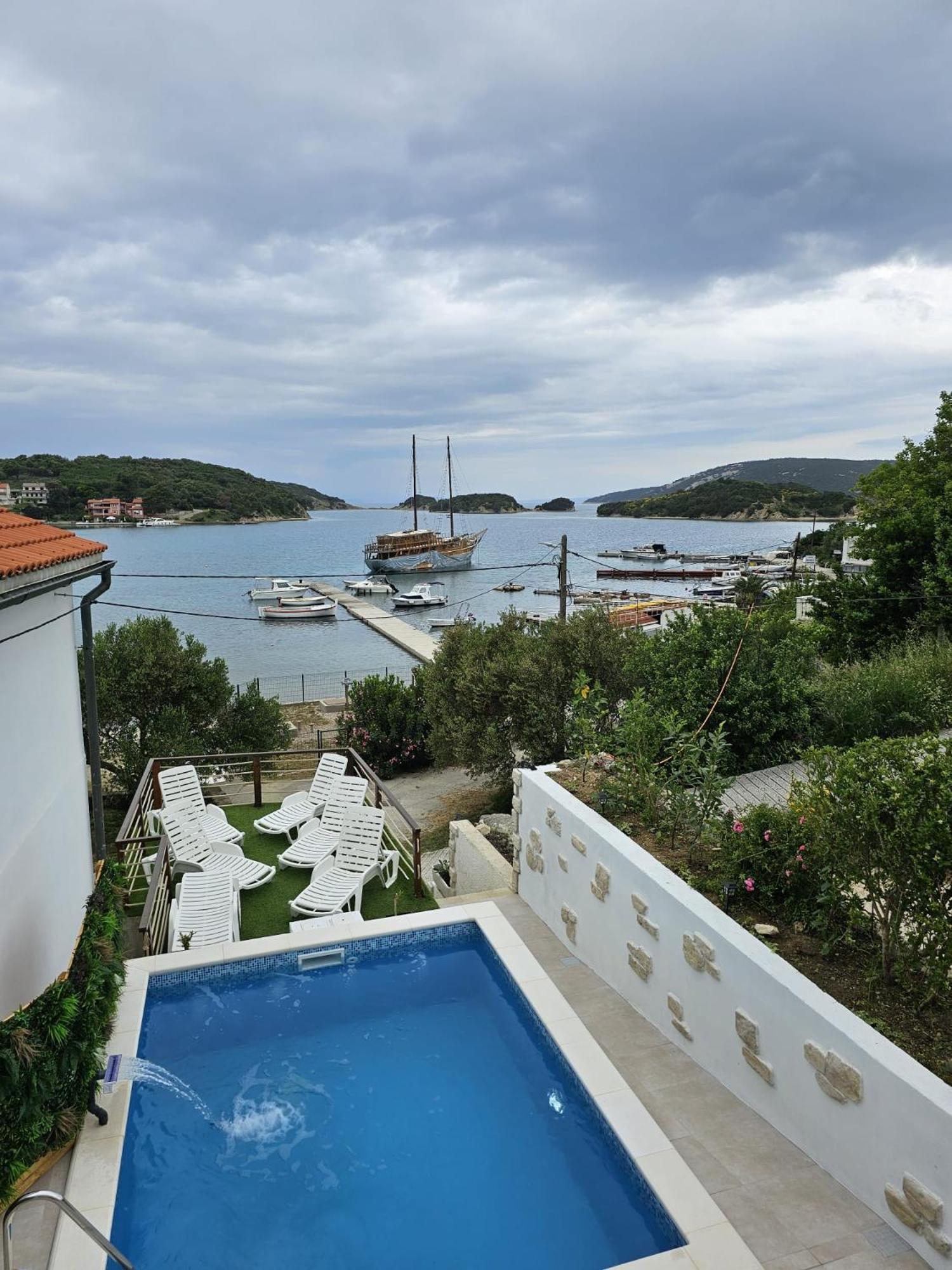 Beach Villa Ema Supetarska Draga Εξωτερικό φωτογραφία