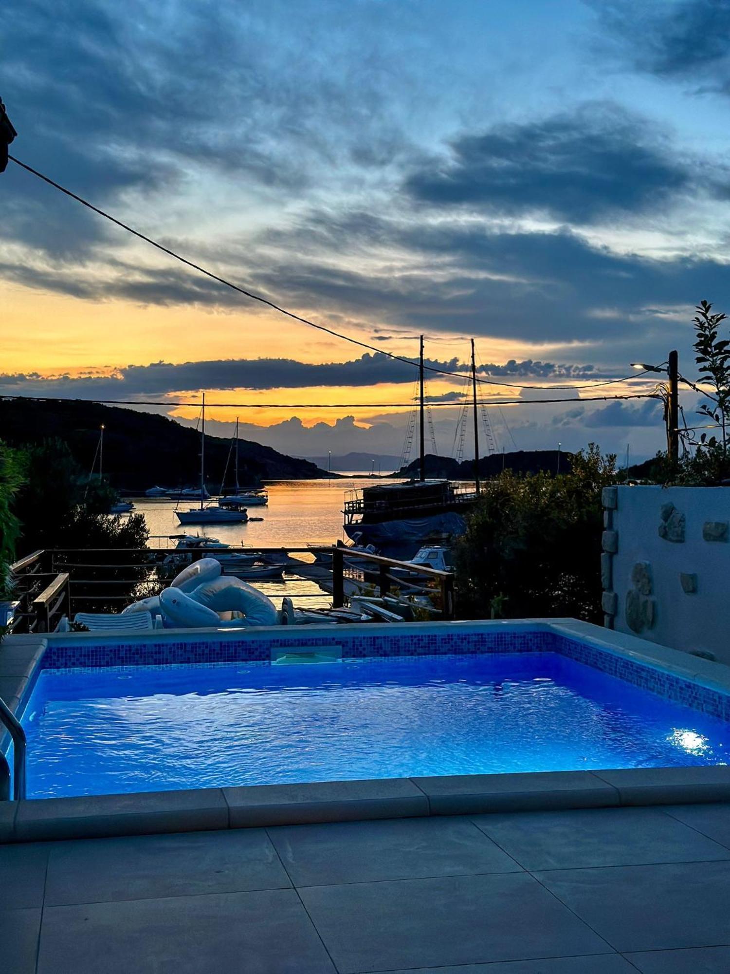 Beach Villa Ema Supetarska Draga Εξωτερικό φωτογραφία
