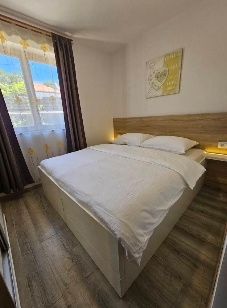Beach Villa Ema Supetarska Draga Εξωτερικό φωτογραφία